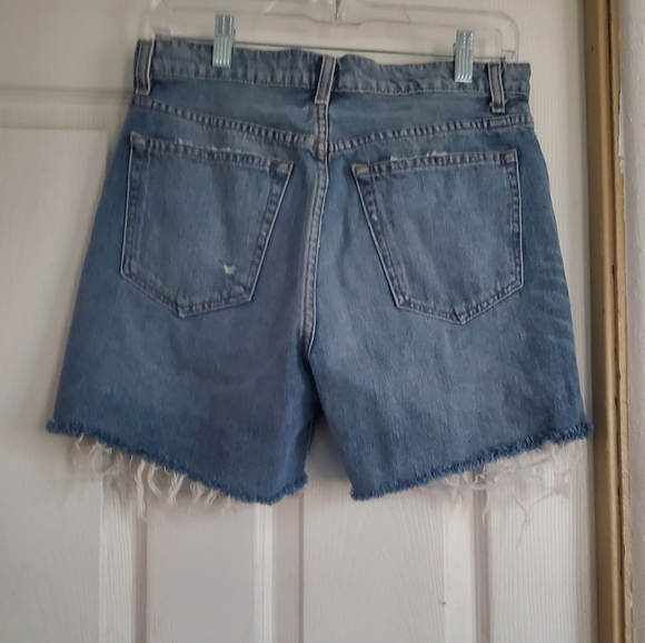 Reformation Button Down Distressed Cameron BF Shorts, Size 27 - Picture 7 of 7